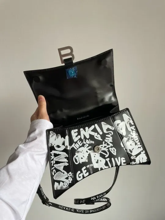 Сумка Balenciaga Hourglass Small Handbag Graffiti in Black 99206 Недорого