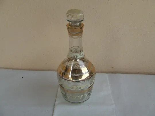 Фарфор Конь раз. 23 х25 см. Полонне. 1970 гг.  и  много  другого. Інструкція