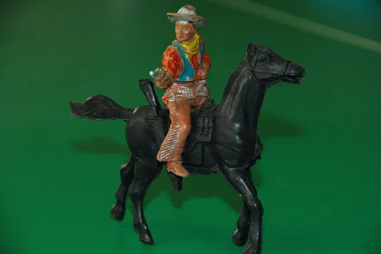 ковбой с пистолетом на коне LAFREDO 100-120мм ОРИГИНАЛ раритет Ціна