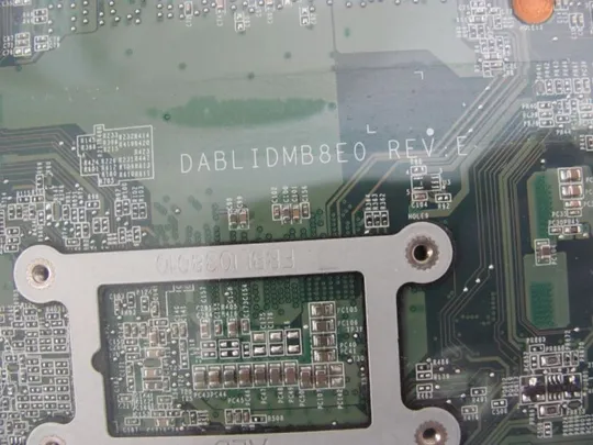 №197-1 материнська плата DABLIDMB8E0 РОБОЧА для TOSHIBA SATELLITE L50-B i5 5700U AMD 7 M 260 2GB орг Характеристики