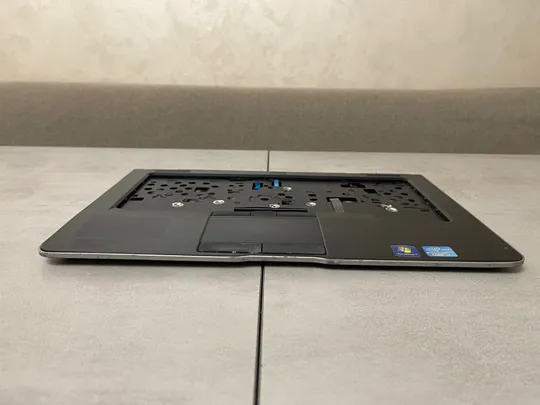 Купити Dell Latitude e6430u: корпус, топкейс, верхня частина корпусу, кришка клавіатури, Palmrest ,сервісна кришка