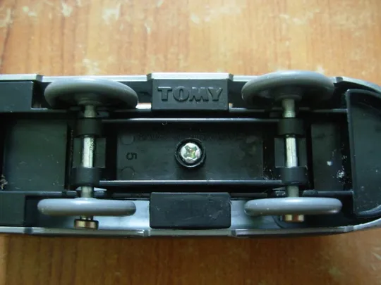 Паровіз та вагончик Tomy Недорого