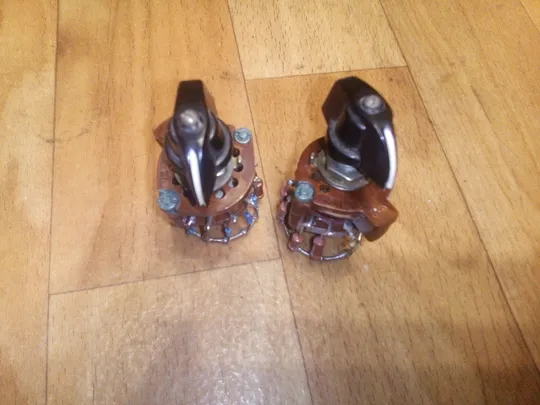 Купити Перемикачі галетні 2шт 8 переключень