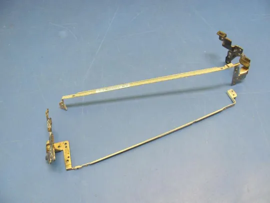 №100-18 кріплення матриці з петлями FBY17015010 для HP Pavilion 17 оригінал Продаж