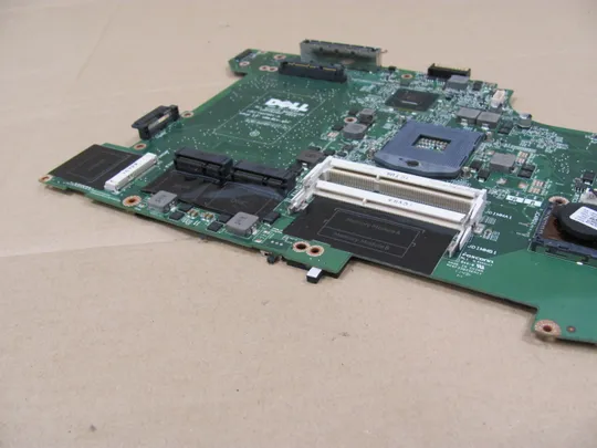 646-18 материнська плата РОБОЧА 0JD7TC 01014UY09-23T-G для Dell Latitude E5520 оригінал Де купити