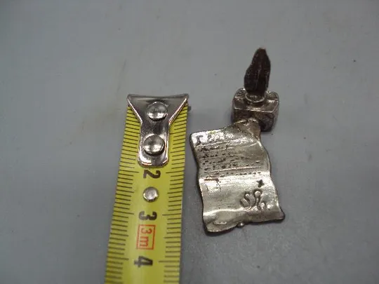 Фигура миниатюра статуэтка письмо перо с письмом серебро 800 проба вес 6,52 г высота 2,7 см №36 Де купити