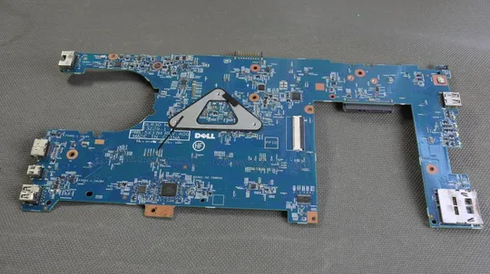 материнская плата ноутбука Dell Latitude 3340 DLR30 MB 13229-1 PWB:5X37M Rev:A00 (i5-4210U, UMA, 2xD З аукціону