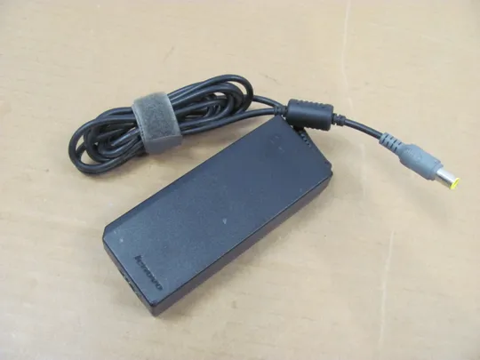 Купити Блок живлення Lenovo 42t4424 42t4425 20V, 4.5A 90W, 7.9x5.5mm