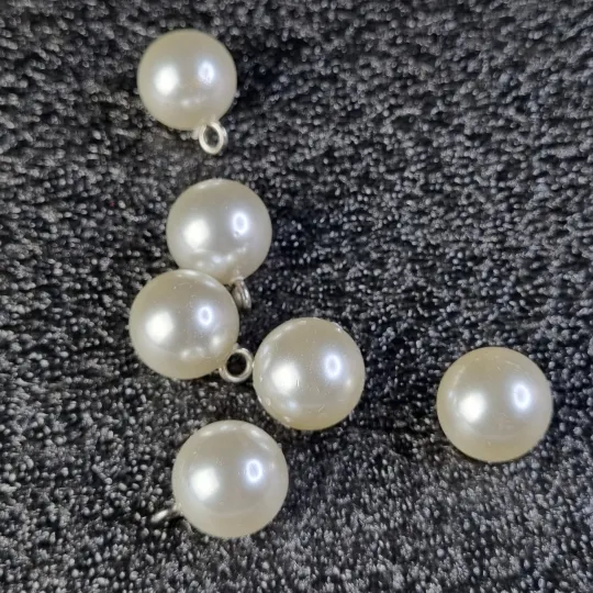 Набір великих перлиноподібних підвісок з металевими петельками Продаж