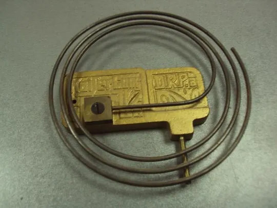 бой к настенным часам Ціна