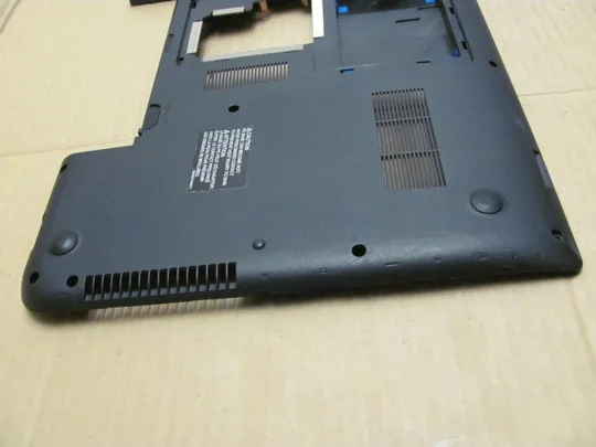 номер0339-2 Кришка дно піддон корпуса 3ABD5BA0I00 для Toshiba Satellite C75D-A C75 C70 нижня кришка Bottom корито нижня частина корпусу оригінал З аукціону