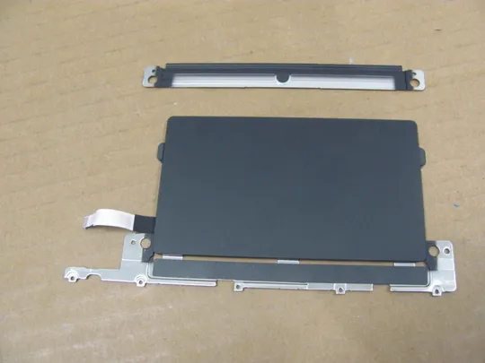 777-7 тачпад з кріпленням 0D90H1 0TKM6H NBX0002R300  для Dell ALIENWARE x15 R1 R2 оригінал Ціна