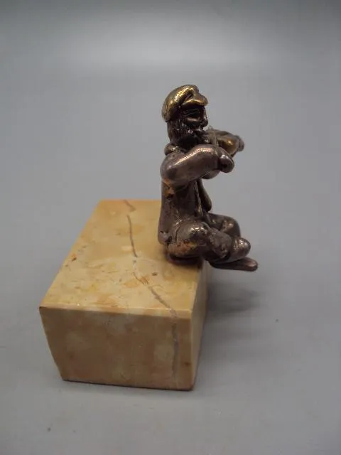 Фигура на подставке статуэтка еврей со скрипкой музыкант скрипач серебро 925 проба вес 108,17 №14363 Продаж