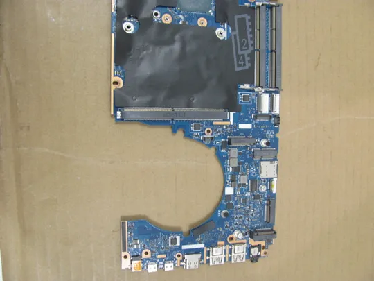 849-8 материнська плата SR2FU i7-6820HQ  APW50 LA-C381P для HP EliteBook ZBOOK 15 G3  оригінал Продаж