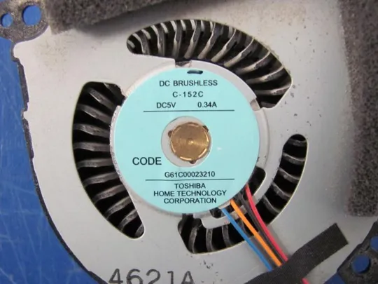 №6-35 Вентилятор (кулер, FAN) G61C00023210 для Toshiba Portege R30-A-13W оригінал Продаж