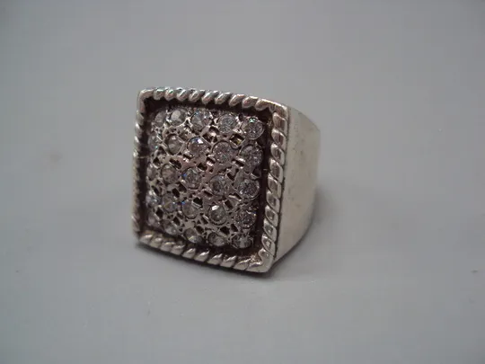 Женское кольцо перстень квадрат белые вставки серебро 925 проба вес 8,58 г 16,5 размер №15583 Де купити