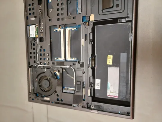 0836 Dell Precision M6800  core  I7 НІМЕЧЧИНА Характеристики