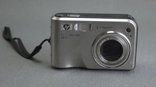 Металлический цифровой фотоаппарат HP Photosmart R817 5.1Mpix zoom lens 5.8-29.0mm f2.8-4.7 Вживане Ціна