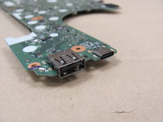 623-12 материнська плата РОБОЧА CT470 NM-A931 SR2F0 i5-6300U для Lenovo ThinkPad  T470 оригінал Недорого