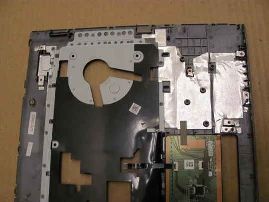 572-8 Кришка панель палмрест та тачпад для Dell VOSTRO 3560 V3560 оригінал Інтернет-аукціон