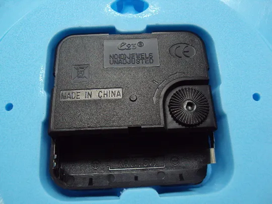 Настенные часы Quartz пластик квадратные Кварц Китай размер 17,8х16,5 см (нет механизма) №18544с Недорого