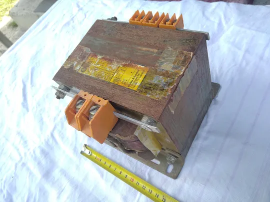 Трансформатор силовой с ГДР. Мощность 500-800Ватт. Выходные напряжения в описании. Ціна