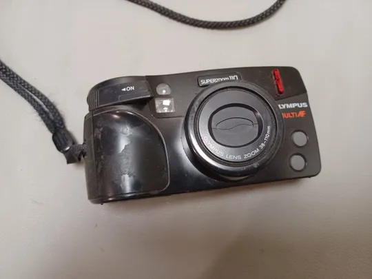 Купити 0568  плівкова камера Olympus Superzoom 110  НІМЕЧЧИНА