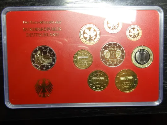 Комплект євромонет Німеччини 2013 F (повний комплект+ 2 ювілейні) UNC Ціна