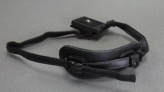 Купити Быстросъемное крепление на штитив Heningbone H100501 + коженная ремень-захват для цифровой DSLR каме