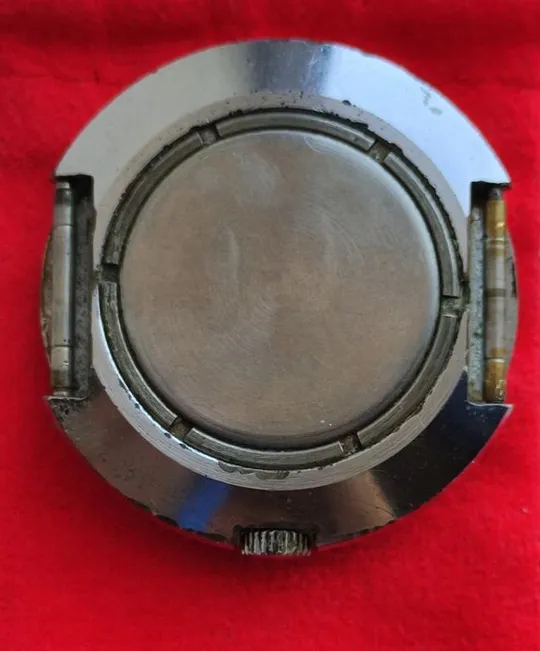 Ракета Чебурашка винтажные часы СССР. В рабочем состоянии tp553 Інтернет-аукціон