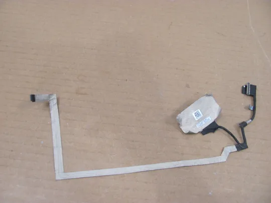 861-6 шлейф 0CHHPX DC02C00P400 для  Dell Precision 7550 7750 7560  оригінал Ціна