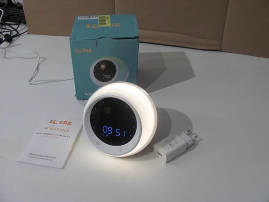 Світлодіодний годинник, колонка APKYO SG-1, з будильником, LED підсвічуванням на 5 кольорів, з режимом вібрації (20) Де купити