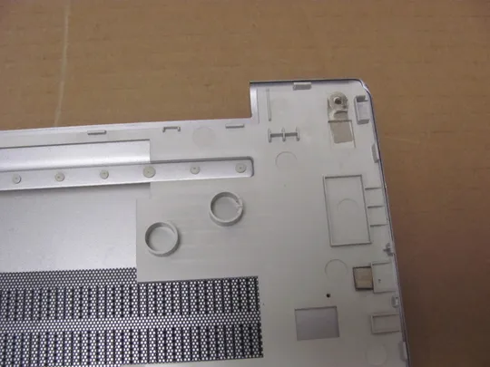 номер0946-22 Кришка дно піддон корпуса Нижний корпус низ 13N1-8DA03010 для MEDION AKOYA E17201 S17402 P17603 оригінал в Україні