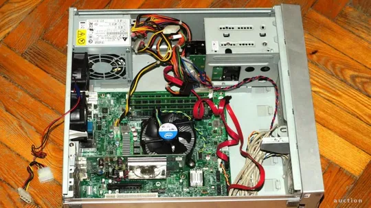 серверь HP ML110 G6 + Xeon x3440 2.4GHz + 8Gb DDR3 + Radeon 5450 HD Ціна