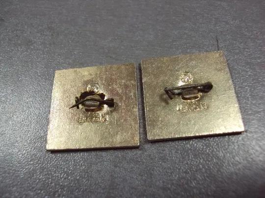 знак 25 съезд кпсс лот 2 шт №3413 Продаж