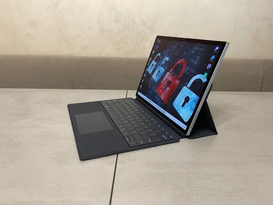 Купити Планшет Dell XPS 13 9315 2-in-1, 13&quot; 3k, i7-1250U, 16GB, 1TB SSD + клавіатура + докстанція. Гарантія