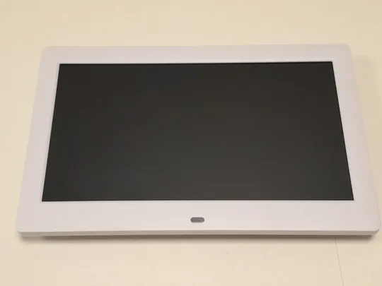 Цифрова фоторамка (4) З аукціону