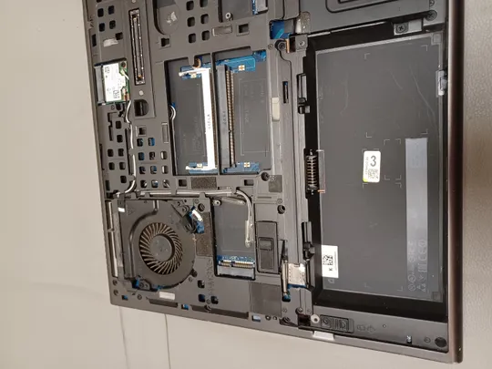 0834 Dell Precision M6800  core  I7-4910MQ 4GB НІМЕЧЧИНА Торговий майданчик