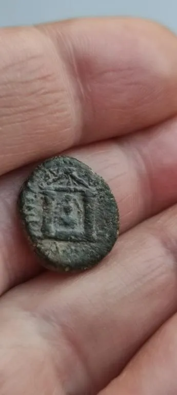 Монета древняя имп.Веспасиан храм г.Перге 1 век н.э.  vn527 З аукціону