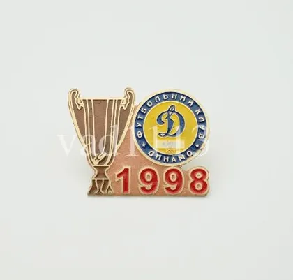 фото, Футбол значок - Обладатель кубка Украины 1998 года Динамо Киев.