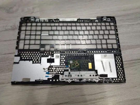 Купити Верхня частина корпуса (топкейс) з тачпадом для ноутбука Sony VAIO VPCSE model PCG-41411L