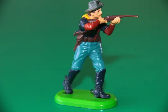 КАВАЛЕРИСТ 7-ої КАВАЛЕРІЇ США з карабіном BRITAINS  54мм Англія Ціна