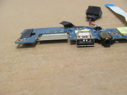 Купити номер0946-9 плата USB AUDIO CARD кнопка вкл 69N15LD11A01-01 для MEDION E6246 оригінал