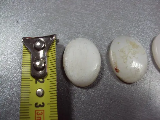 Камень перламутр овальный для ювелирных изделий вес 4,61 г размер 4,5 х 24 х 18 мм лот 3 шт №13286 Недорого