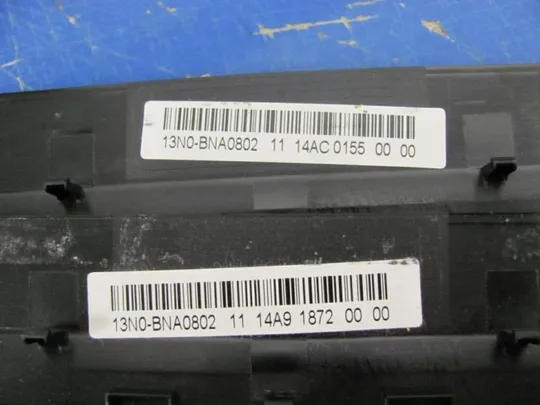 №29-3 рамка матриці 13N0-BNA0802 13N0-BNA0801 для MEDION AKOYA P7632 E7223 оригінал Продаж