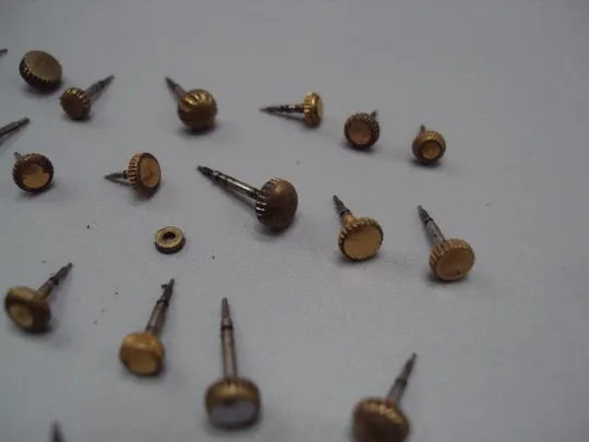 Головки для наручных часов головка позолота лот 34 шт №14602 З аукціону