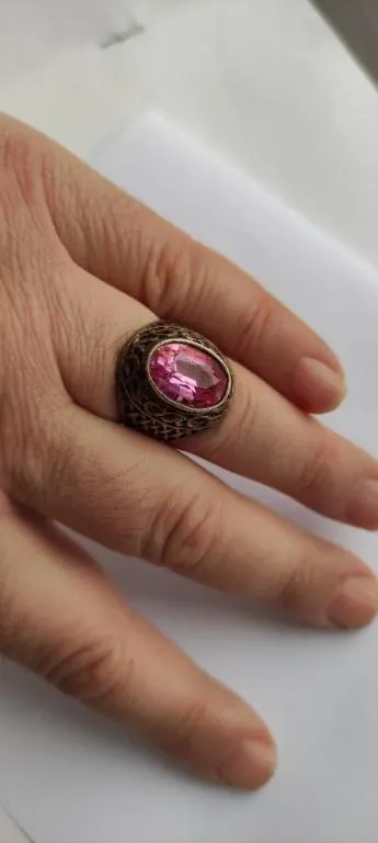 Купити Oчень красивое серебряное кольцо СССР с розовым камнем ТОПАЗОМ разм 19-19,5  tn347