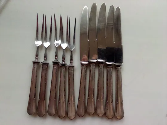 Набір десертних виделок та ножів Недорого