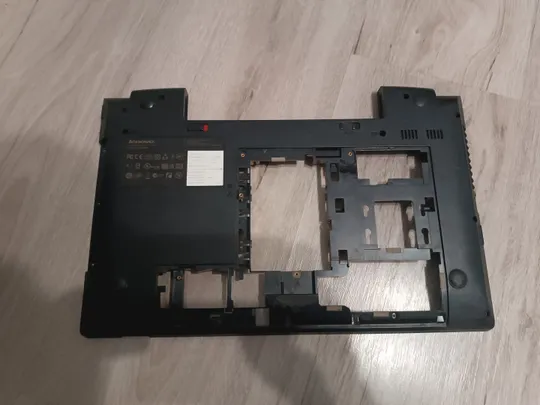 Купити Нижня частина корпусу (піддон, корито) для ноутбука Lenovo Lenovo V580, B580, B590