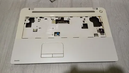 фото, верх і корито Toshiba C75-A C75